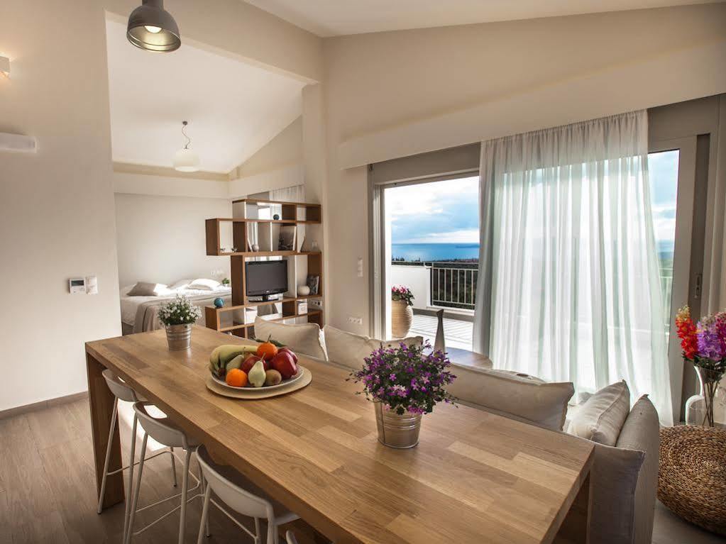 Abelia Luxurious Villas Foinikounda Extérieur photo
