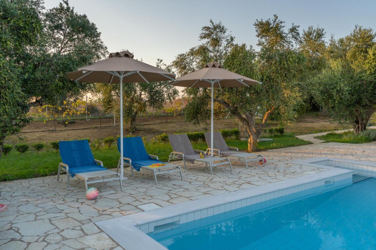 Abelia Luxurious Villas Foinikounda Extérieur photo