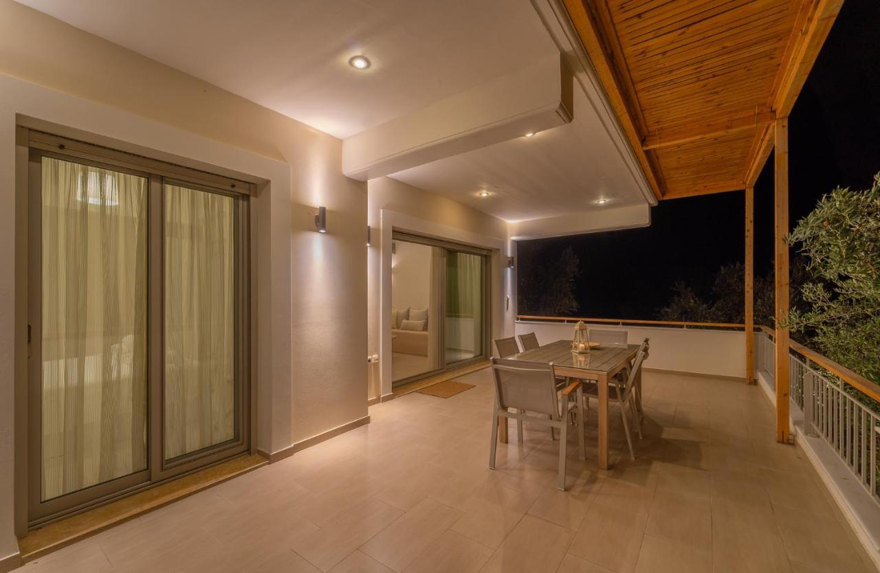 Abelia Luxurious Villas Foinikounda Extérieur photo