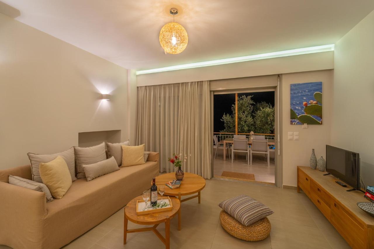 Abelia Luxurious Villas Foinikounda Extérieur photo