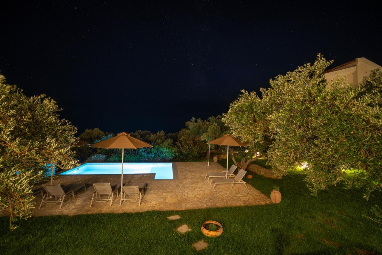 Abelia Luxurious Villas Foinikounda Extérieur photo